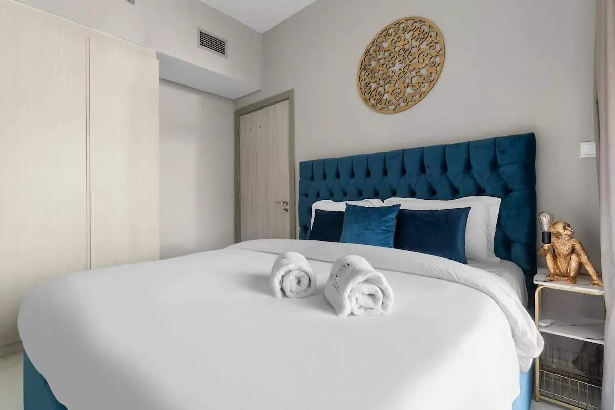 First Class 1Br Contemporary Comfort Dubai Apartment
