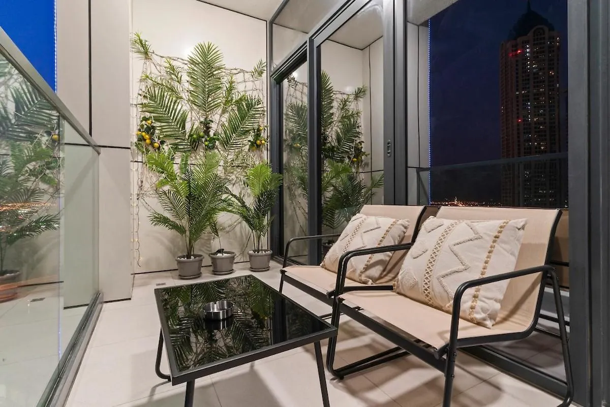 First Class 1Br Contemporary Comfort Dubai Apartment